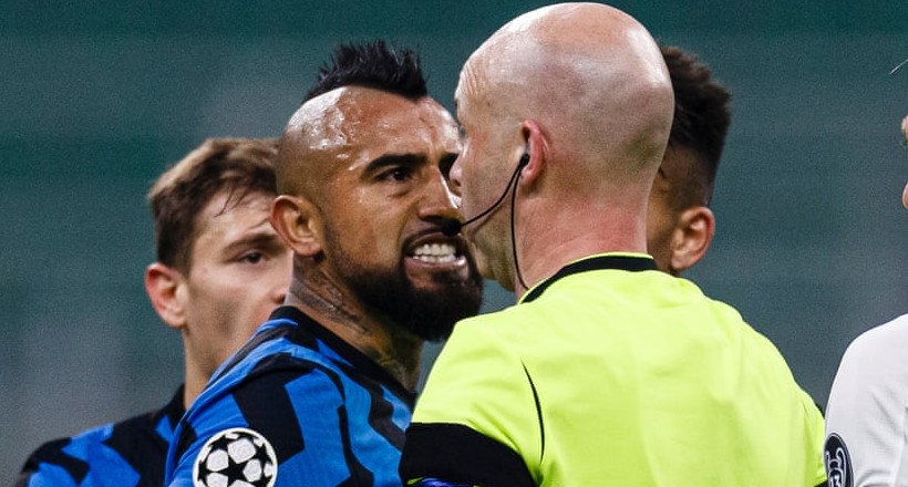 Arturo Vidal debil