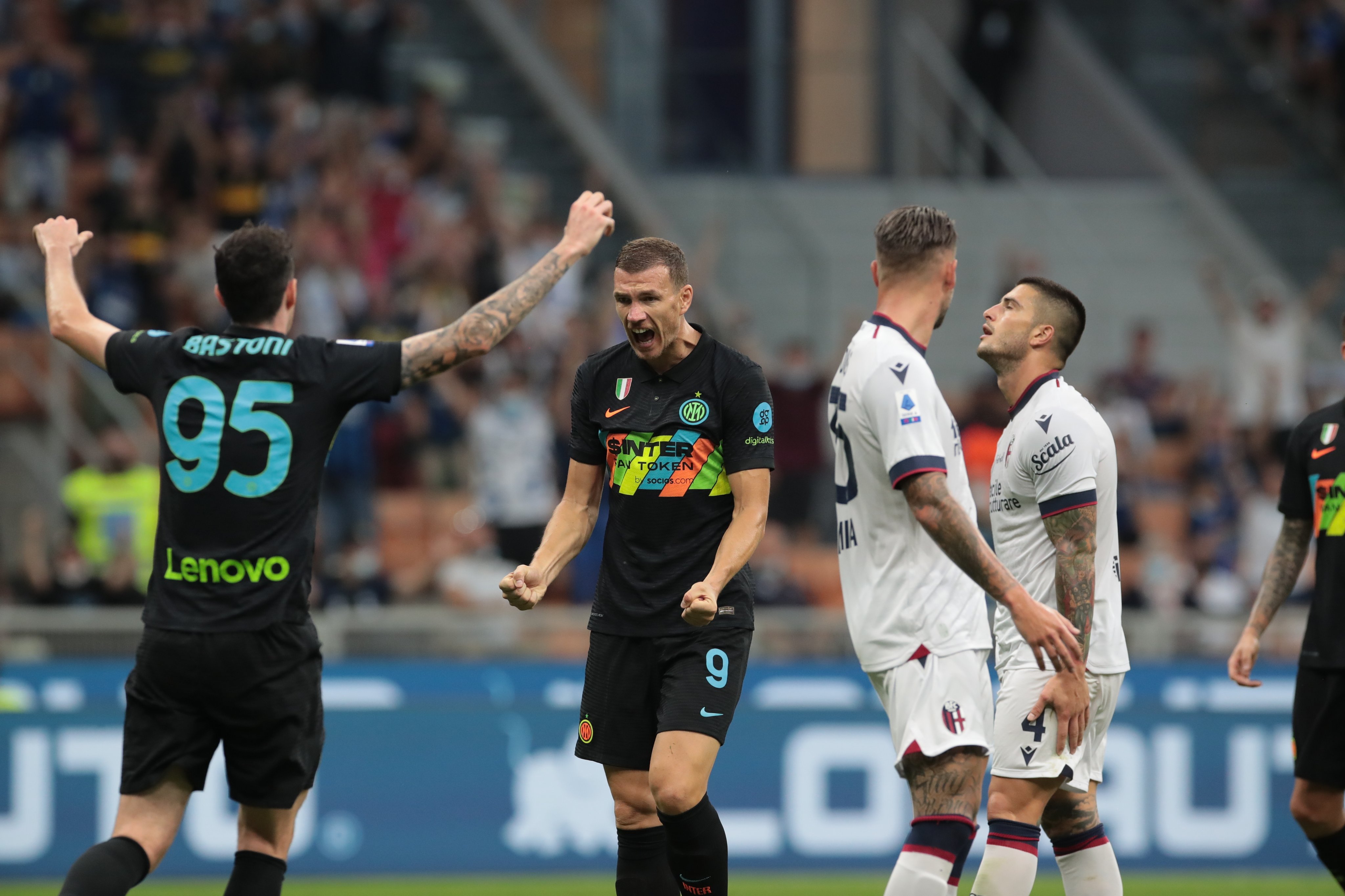 Dzeko Inter Bologna