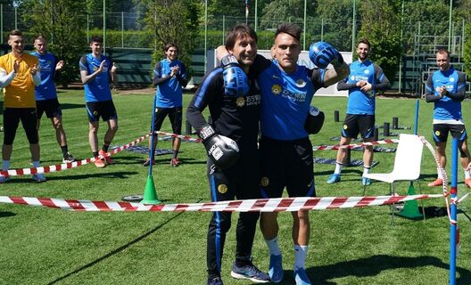 Antonio Conte Lautaro Martinez boks