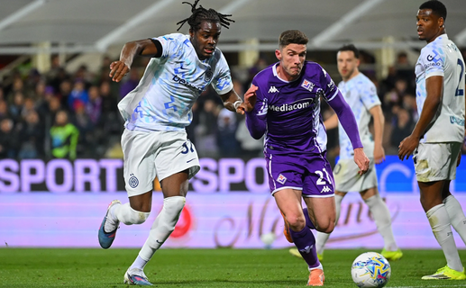Fiorentina Yann Bisseck Robin Gosens
