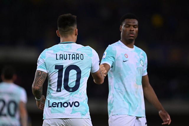 Lautaro Martinez Denzel Dumfries