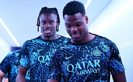 Denzel Dumfries Yann Bisseck