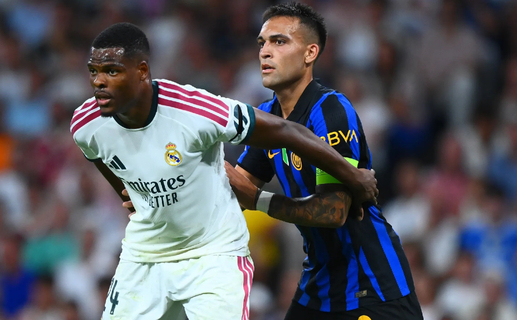 Denzel Dumfries Lautaro Martinez