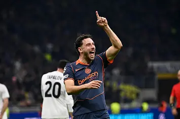 Wspaniała asysta Mkhitaryana i doskonałe wykończenie Carlosa Augusto dają Nerazzurrim trzy punkty | Inter 1-0 Szachtar