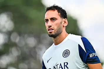 La Gazzetta - Hakan wrócił do treningów, w tle rozmowy kontraktowe