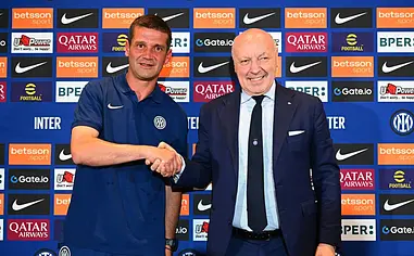 „Chivu bierze odpowiedzialność na siebie”. Marotta i Baccin odwiedzili Appiano